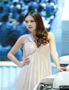 美女操穴